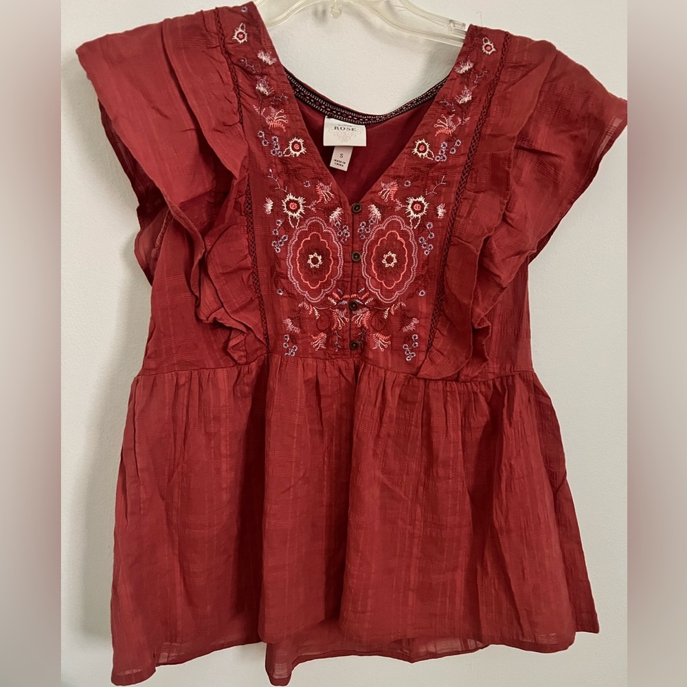 Knox Rose Top.  Color: Rust.  Size: Small